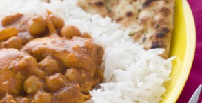 Chicken and Chickpea Curry with Rice and Naan Bread