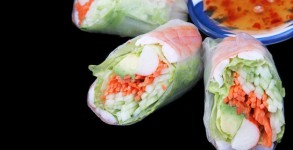 Salad Roll & Chili Sauce